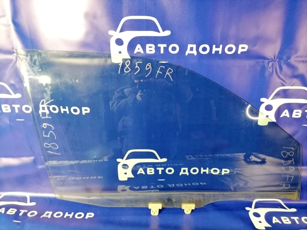 стекло NISSAN XTRAIL NT30 -