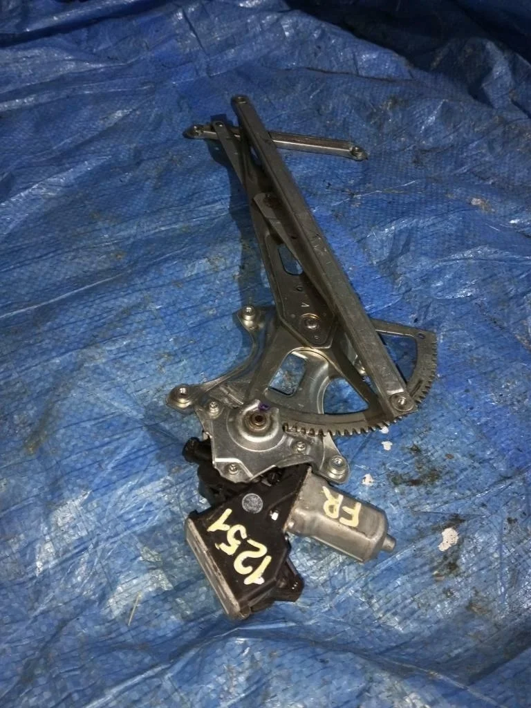 стеклоподъемник TOYOTA BELTA KSP92 -