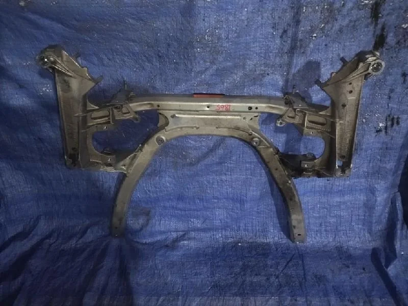 балка под двс BMW 5-Series E60 N52B25