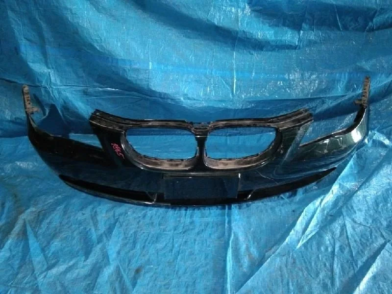 бампер BMW 5-Series E60 -