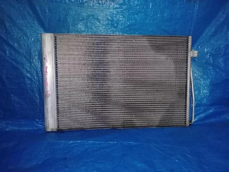 радиатор кондиционера BMW 5-Series E60 N52B25 - 64502282939