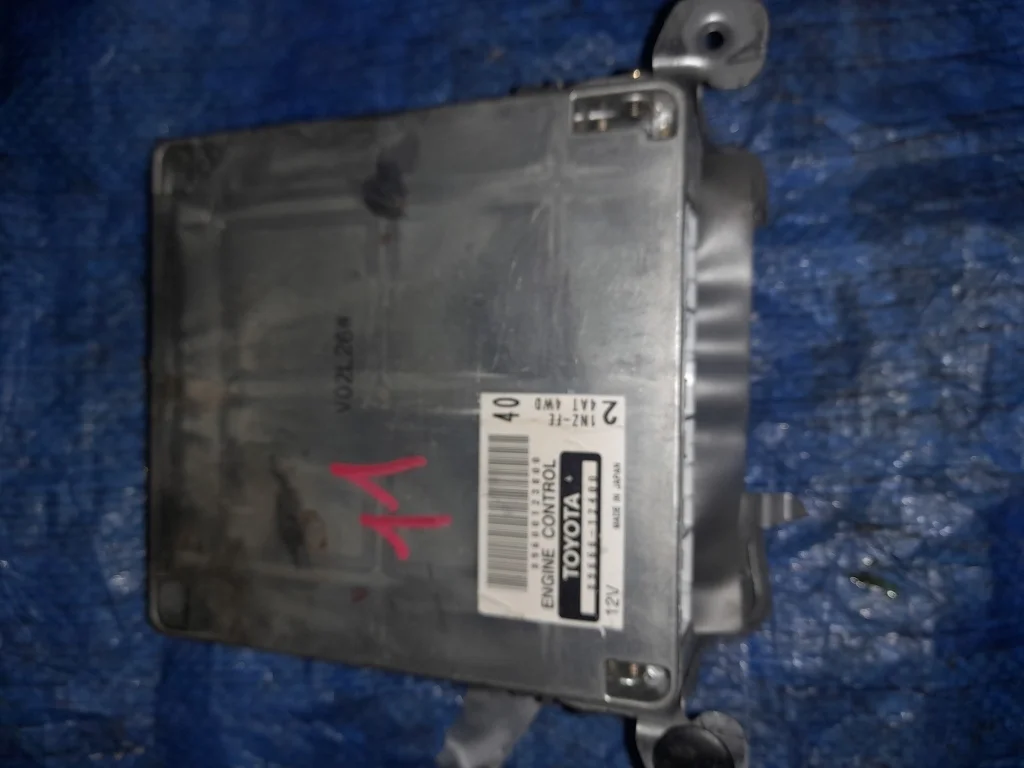 блок управления двс TOYOTA COROLLA NZE124 1NZFE