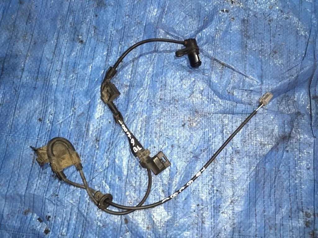 датчик abs TOYOTA COROLLA SPACIO AE111 4AFE