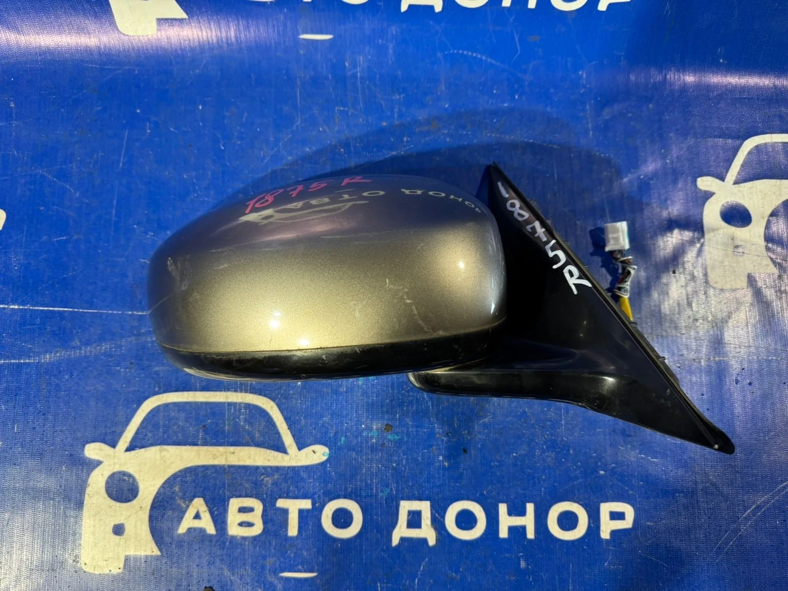 зеркало NISSAN FUGA PY50 -