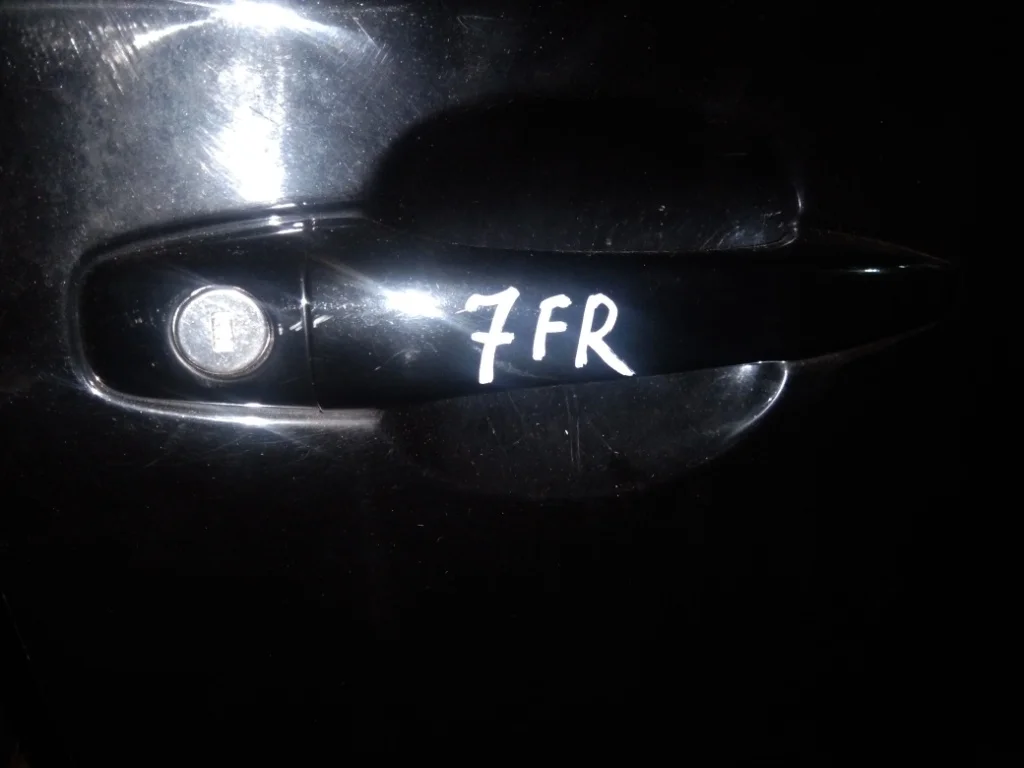 ручка двери CITROEN C4 B7 EP6CDT