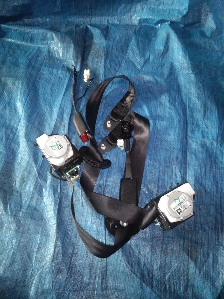 ремень безопасности CITROEN C4 B7 EP6CDT F 98026093XX, 98026077XX