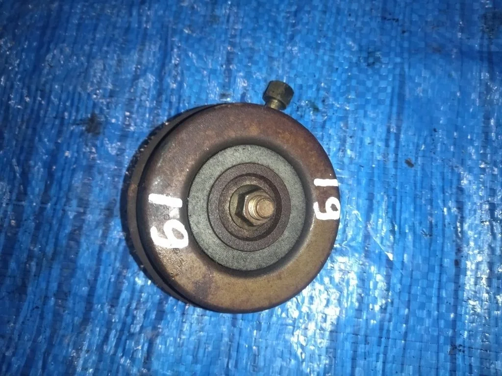 ролик натяжной MITSUBISHI DION CR6W 4G94