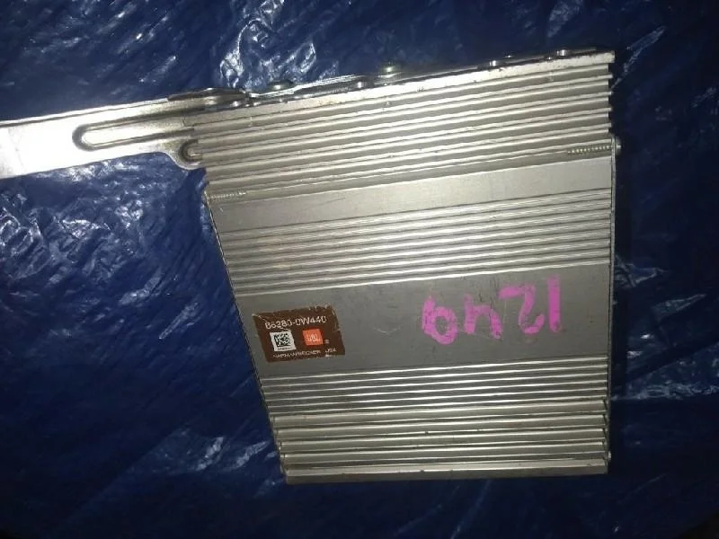 усилитель звука TOYOTA HARRIER GSU31W - - 86280-0W440