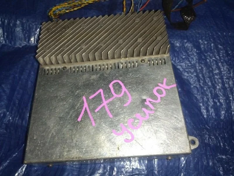 усилитель звука BMW 5-Series E39 -