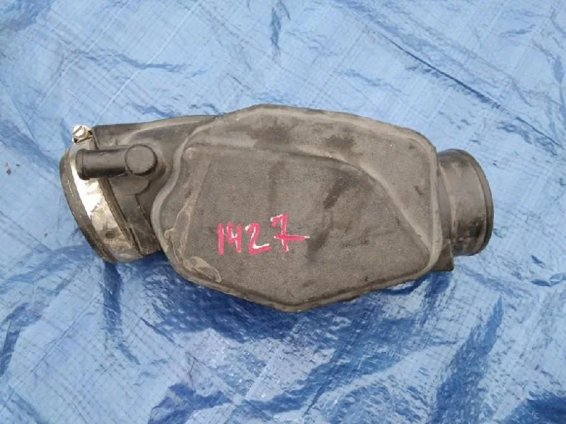 патрубок воздушного фильтра NISSAN FUGA PY50 VQ35DE