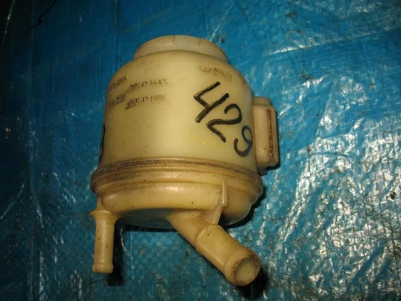 бачок гидроусилителя NISSAN XTRAIL NT30 QR20DE