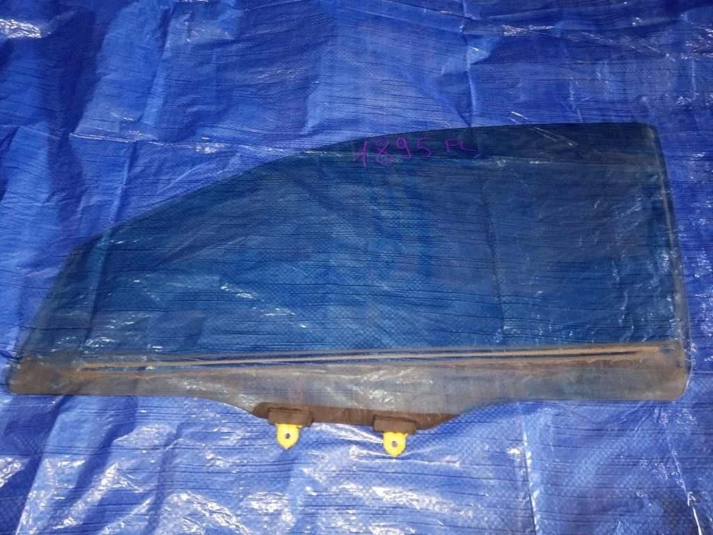 стекло MITSUBISHI AIRTREK CU2W -