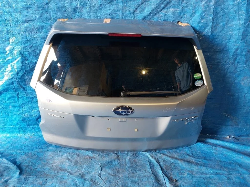 дверь багажника SUBARU FORESTER SJG FA20E