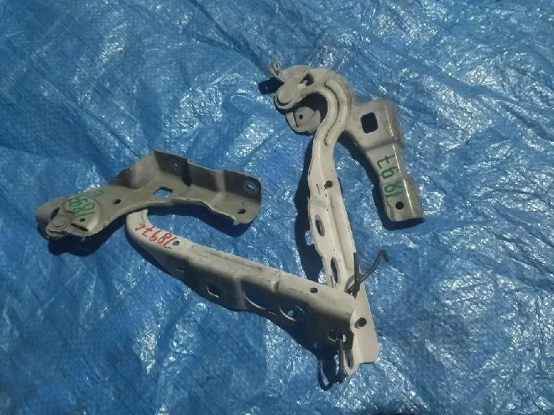 крепление капота CITROEN C4 B7 EP6CDT - 7912GY, 791351