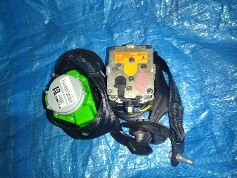 ремень безопасности CITROEN C4 B7 - F 8975ZL, 8975ZN