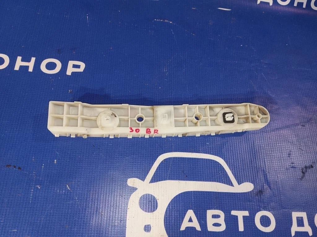 крепление бампера NISSAN JUKE YF15 HR15DE R 852281KA0A