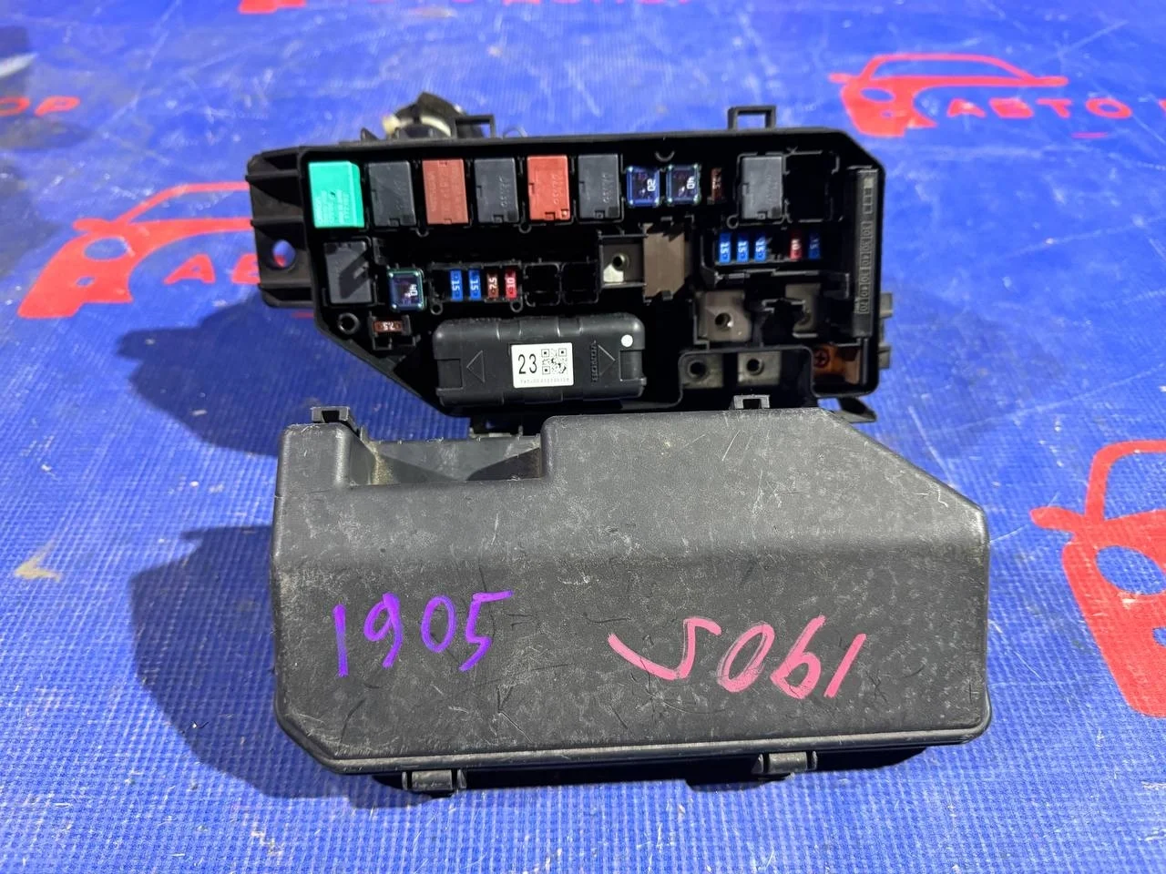 блок предохранителей HONDA ACCORD CU1 -