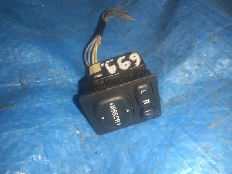 блок управления зеркалами TOYOTA VITZ KSP90 -
