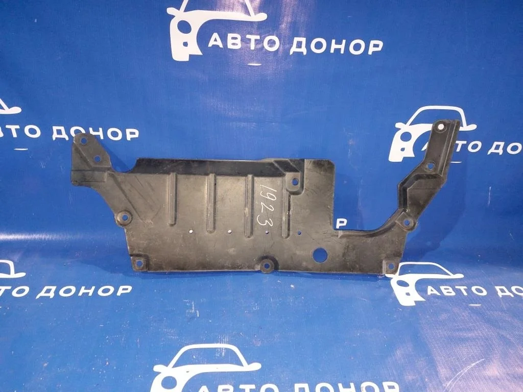 защита двигателя MITSUBISHI GALANT FORTIS CY4A -