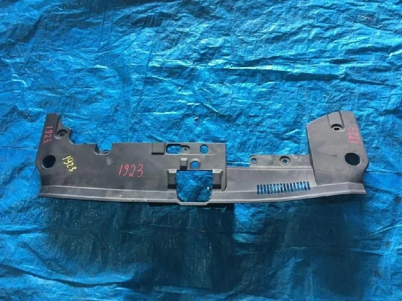 защита радиатора MITSUBISHI GALANT FORTIS CY4A -