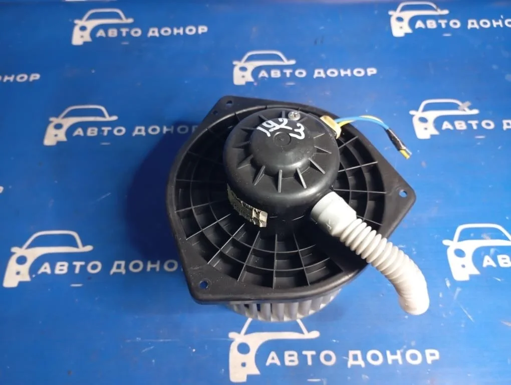 мотор печки MITSUBISHI GALANT FORTIS CY4A -