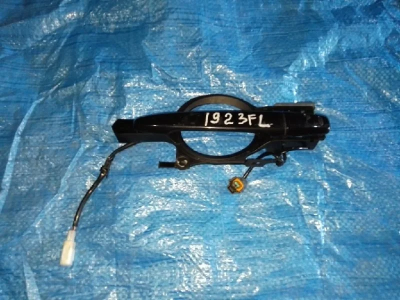 ручка двери MITSUBISHI GALANT FORTIS CY4A -