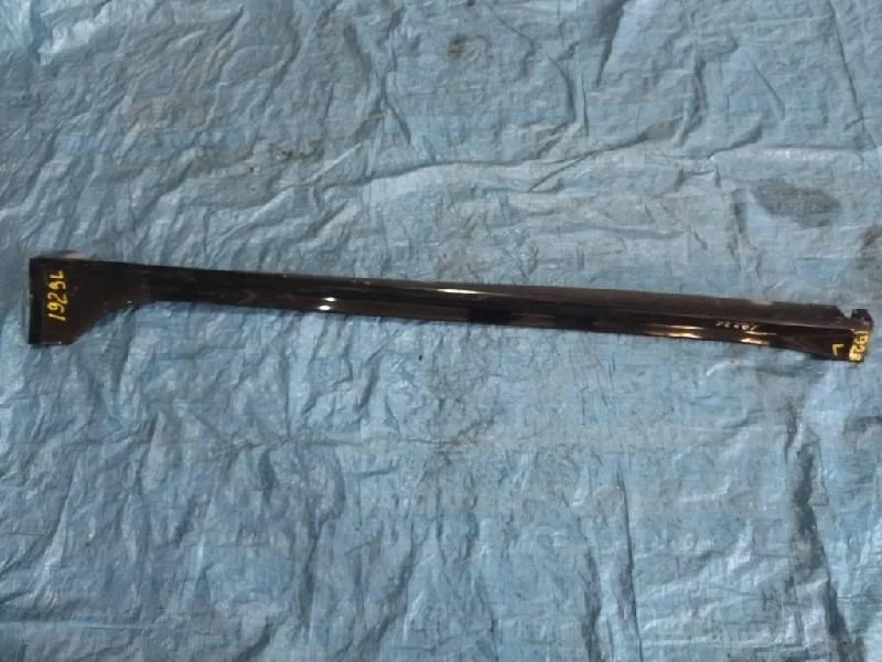 порог MITSUBISHI GALANT FORTIS CY4A -