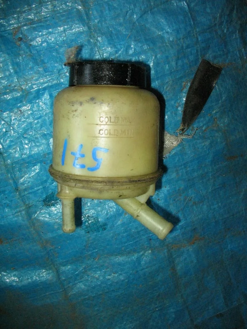 бачок гидроусилителя NISSAN SUNNY FB15 -