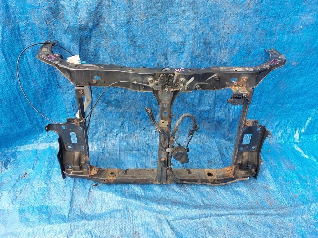 телевизор NISSAN SERENA NC25 MR20DE