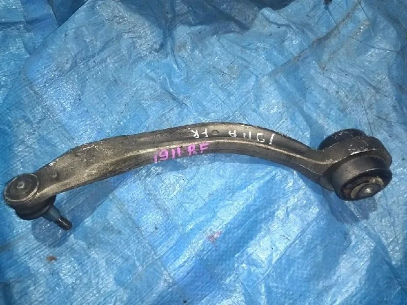 рычаг AUDI A6 4B2 -