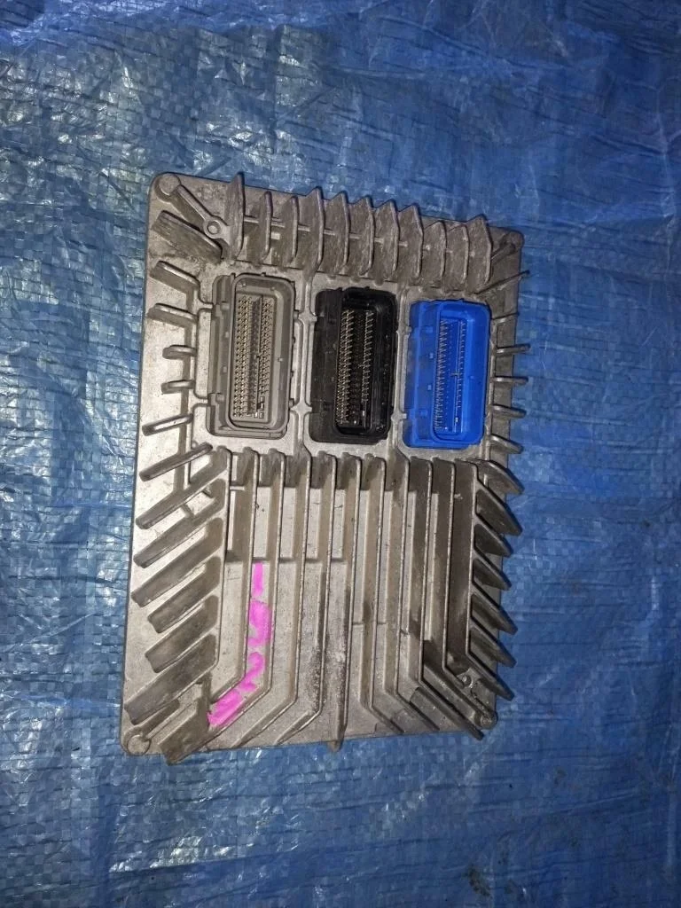 блок управления двс CADILLAC CTS - LFW