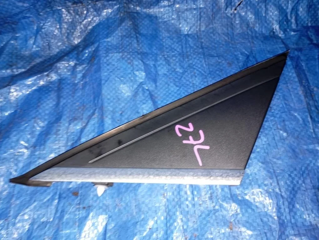 уголок крыла FORD FOCUS CB8 MGDA - 1730620