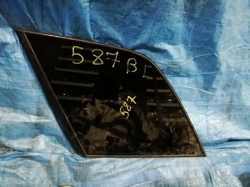 стекло боковое глухое SUZUKI GRAND VITARA TD94W -