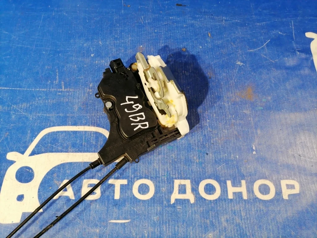 замок двери MITSUBISHI GALANT FORTIS CY4A 4B11