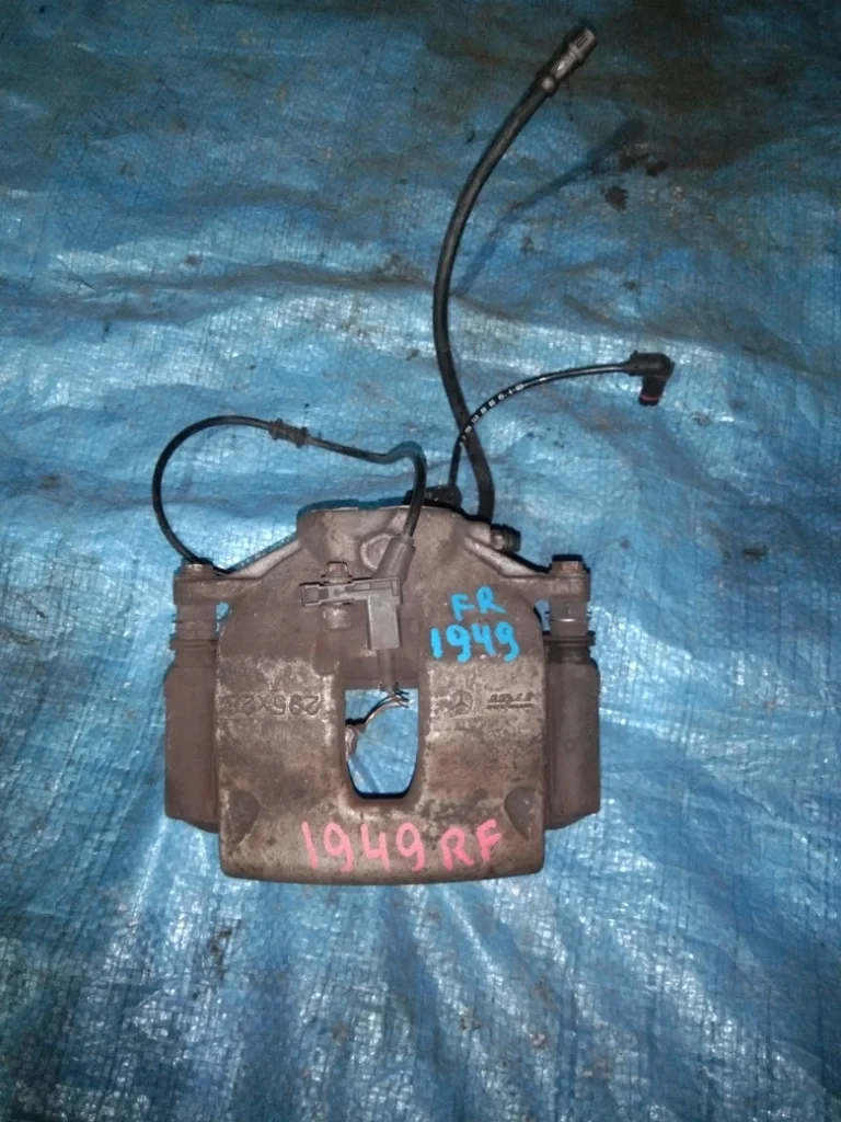 суппорт MERCEDES-BENZ C-Class W204.041 M271KE18ML