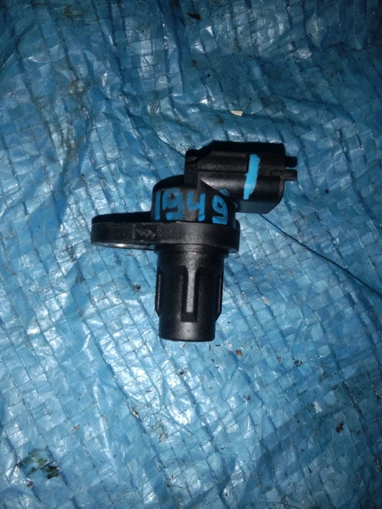 датчик положения распредвала MERCEDES-BENZ C-Class W204.041 M271KE18ML