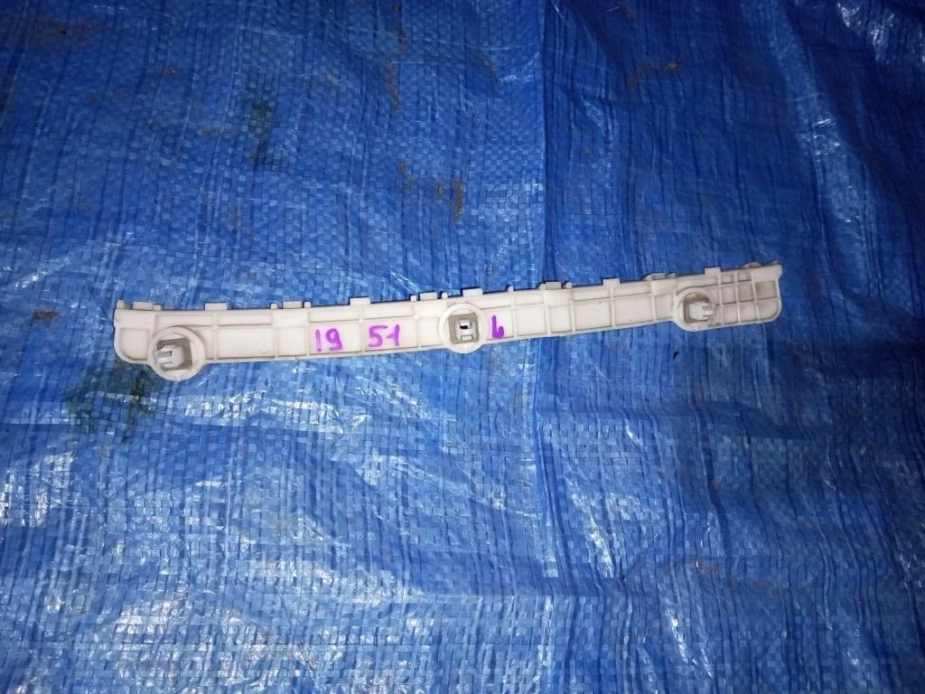 крепление бампера MITSUBISHI OUTLANDER CW4W -