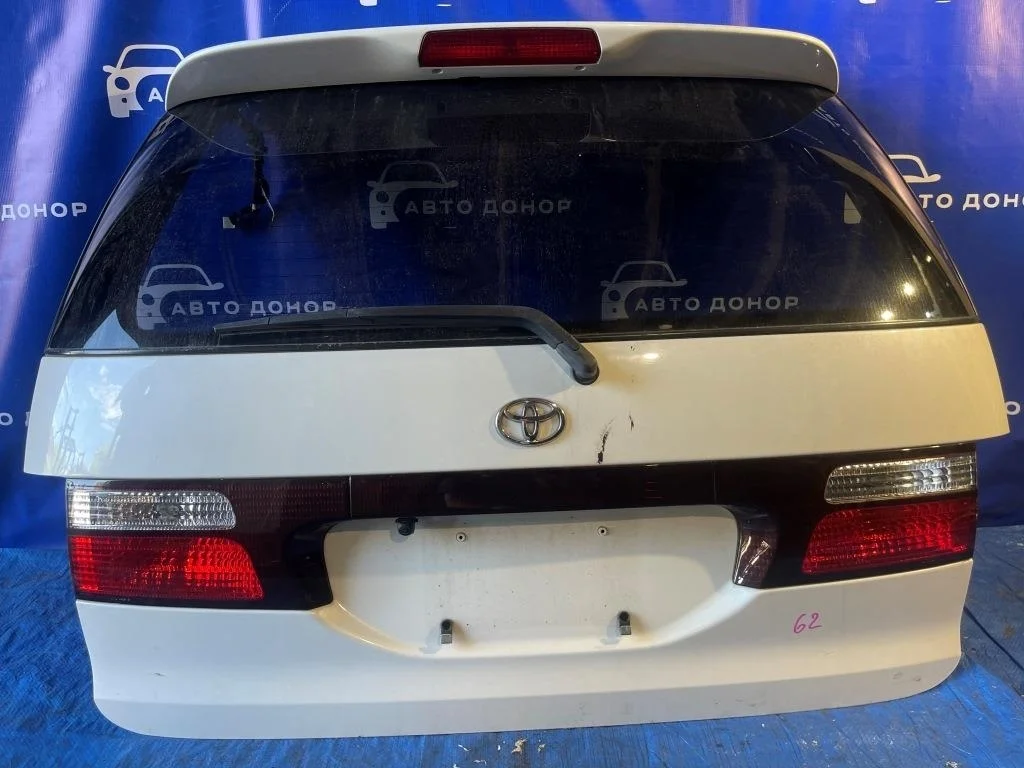 дверь багажника TOYOTA ESTIMA ACR30 2AZFE