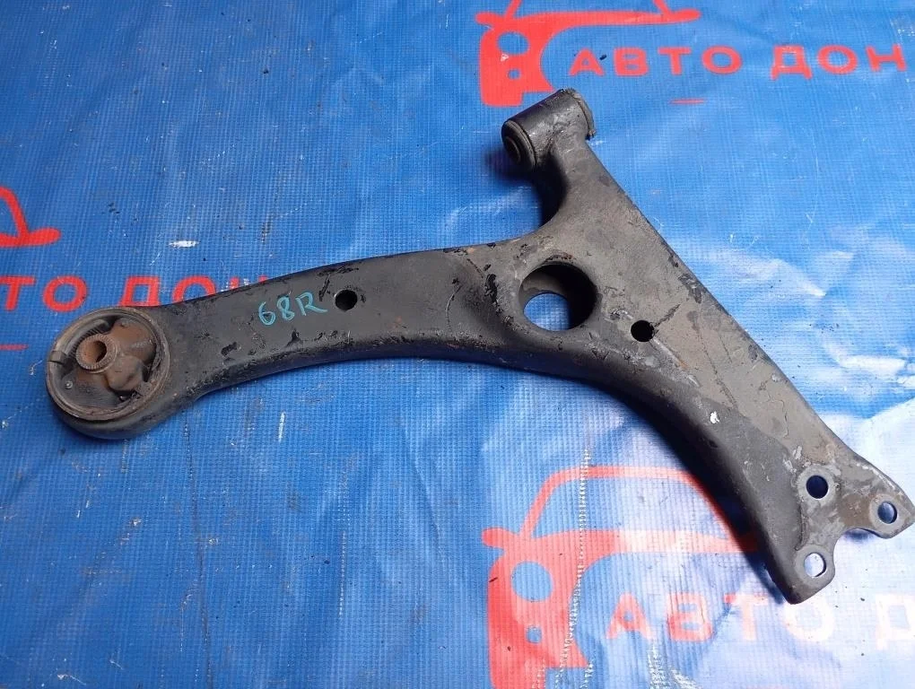 рычаг TOYOTA COROLLA NZE124 -