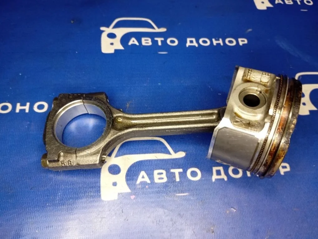 поршень NISSAN NOTE HE12 HR12DE