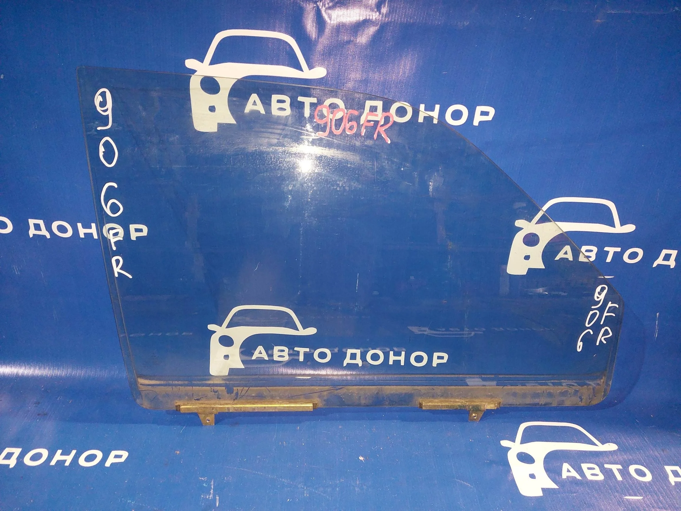 стекло MITSUBISHI CHALLENGER K96W 6G72