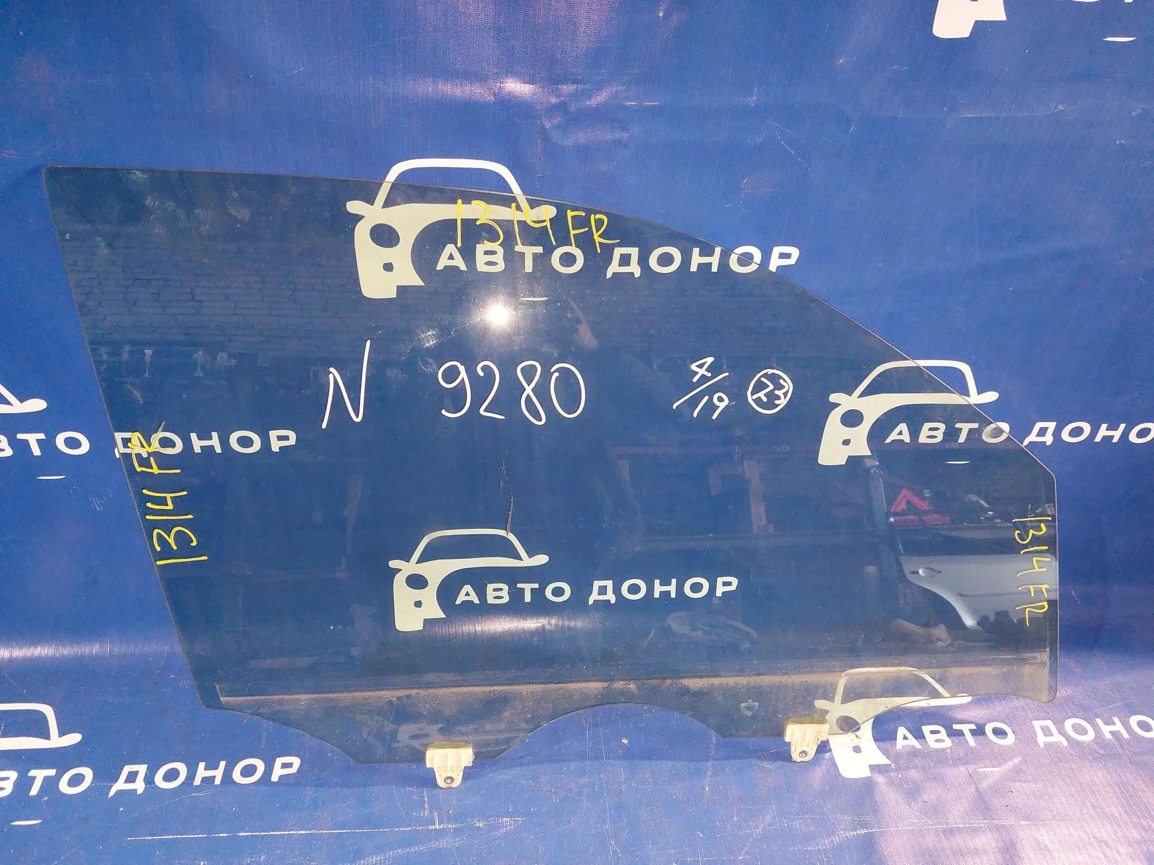 стекло NISSAN XTRAIL NT31 -