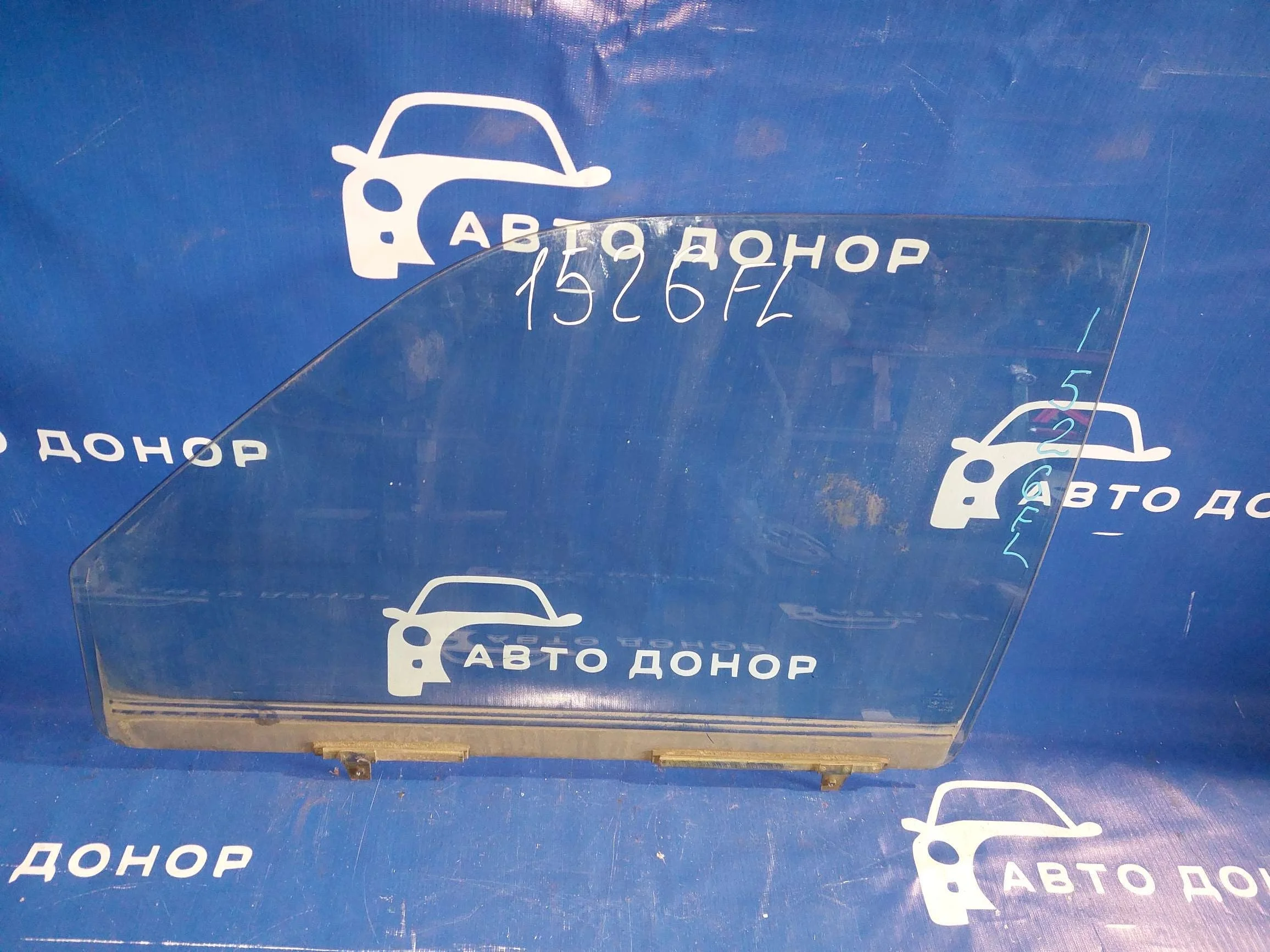 стекло MITSUBISHI CHALLENGER K96W -