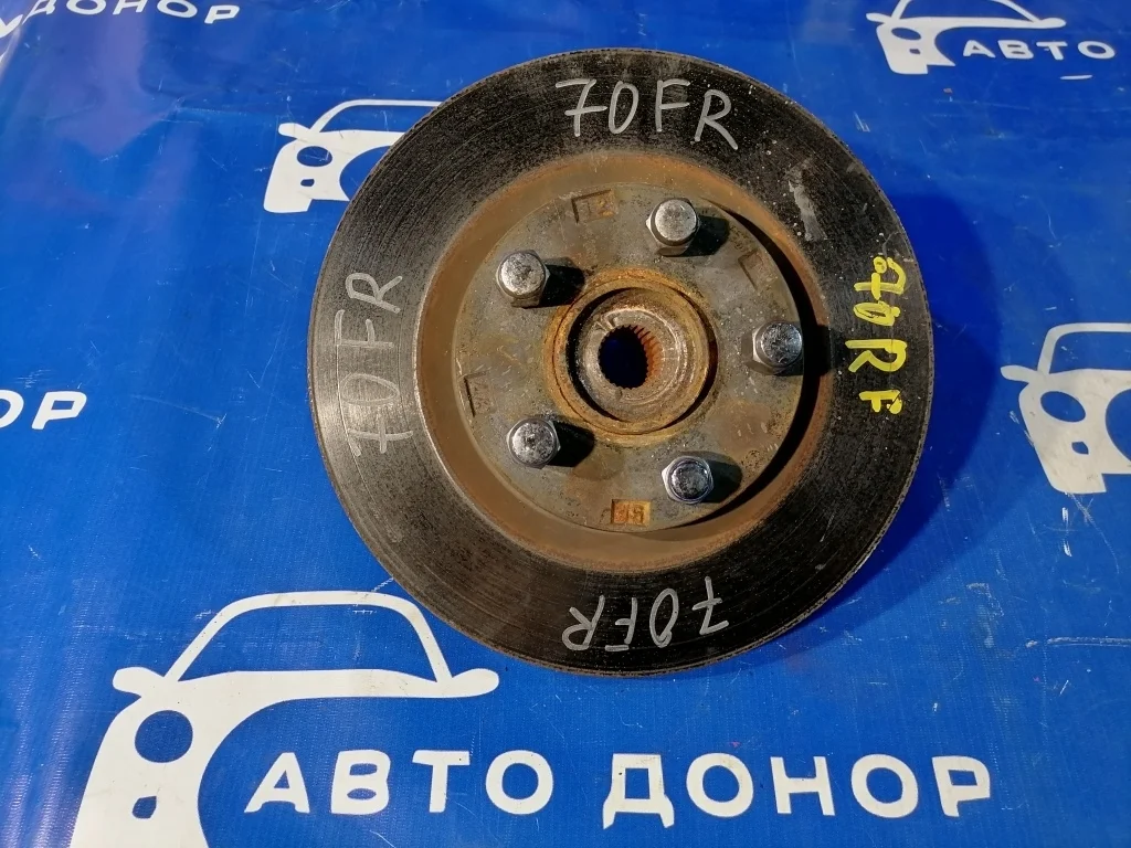 ступица MITSUBISHI Delica D:5 CV5W 4B12