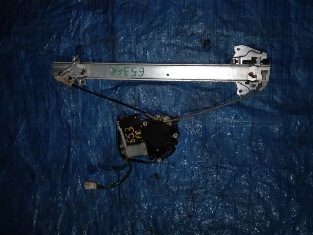 стеклоподъемник MITSUBISHI GALANT EA7A -