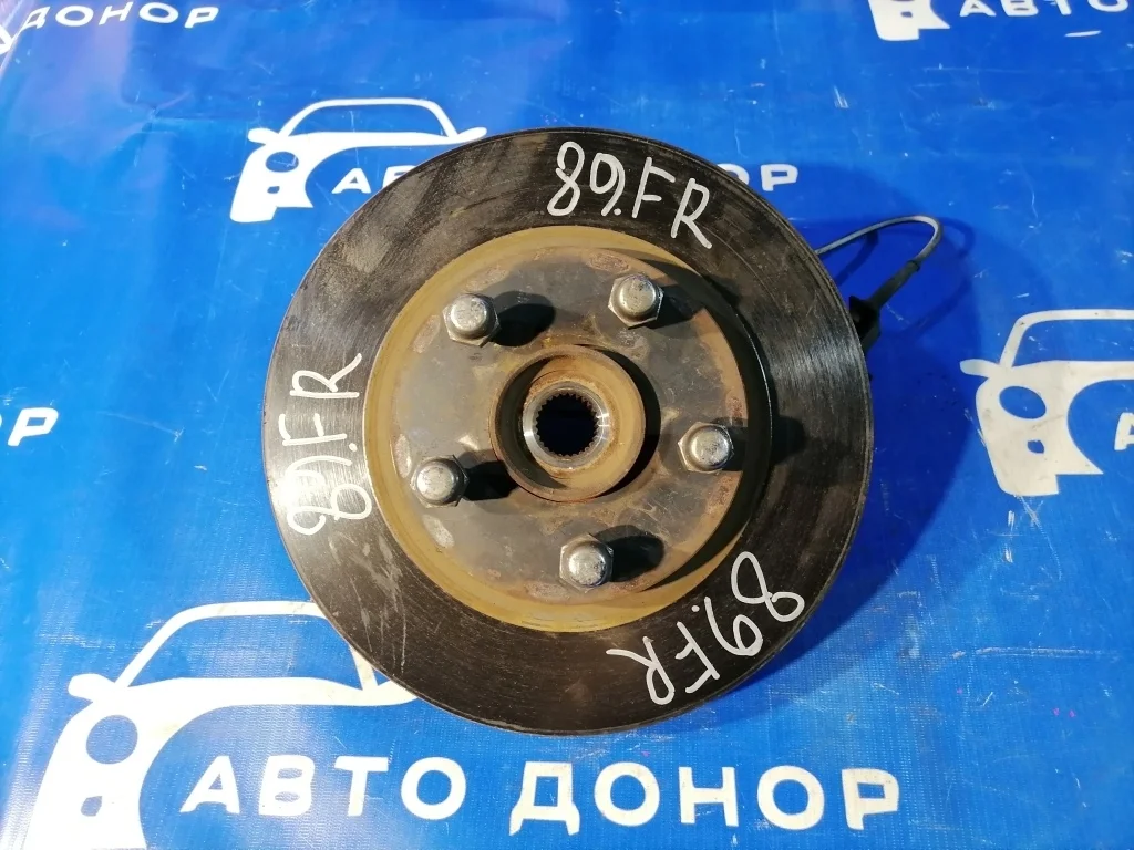 ступица NISSAN TINO V10 QG18DE