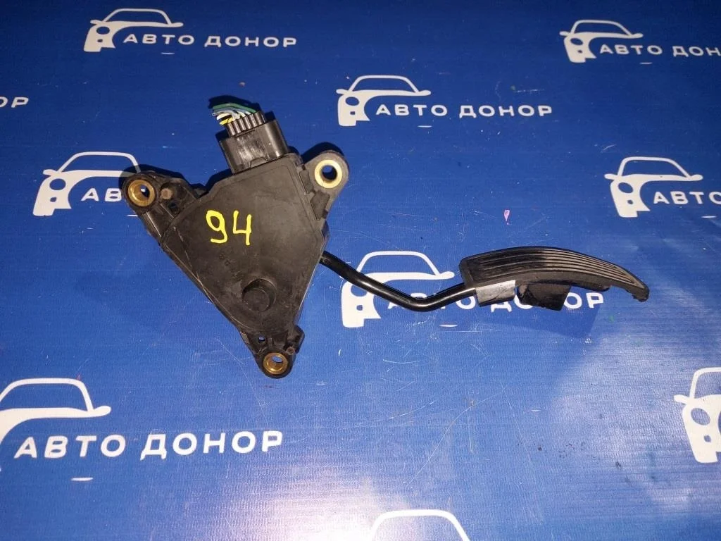 педаль газа NISSAN XTRAIL NT31 MR20DE