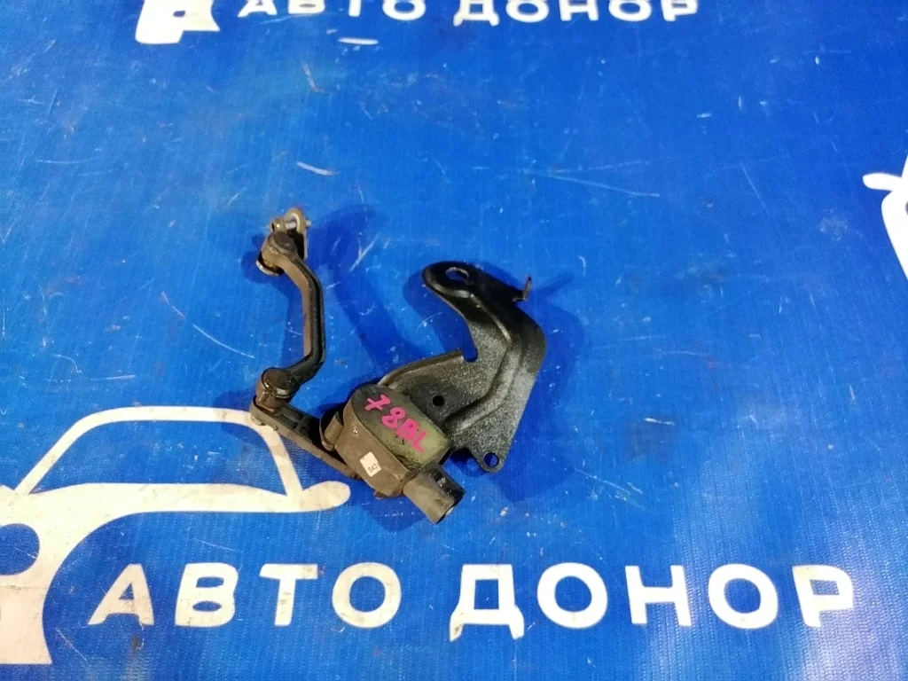 датчик положения кузова AUDI A6 4F2 AUK