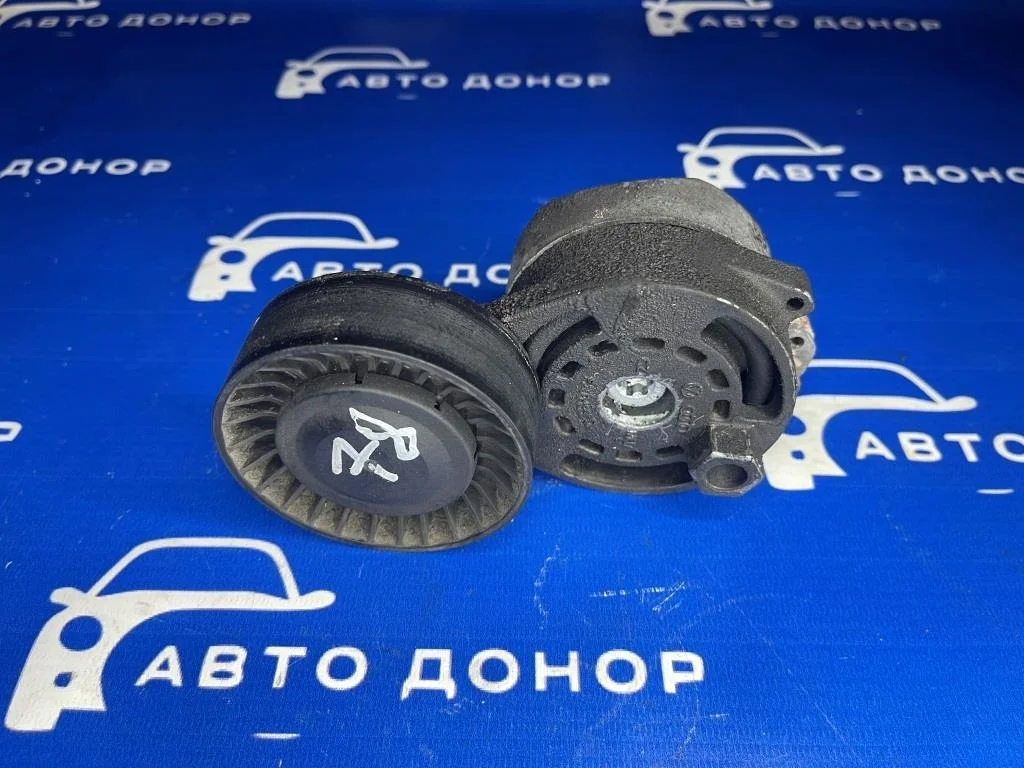 ролик натяжной AUDI A6 4F2 AUK