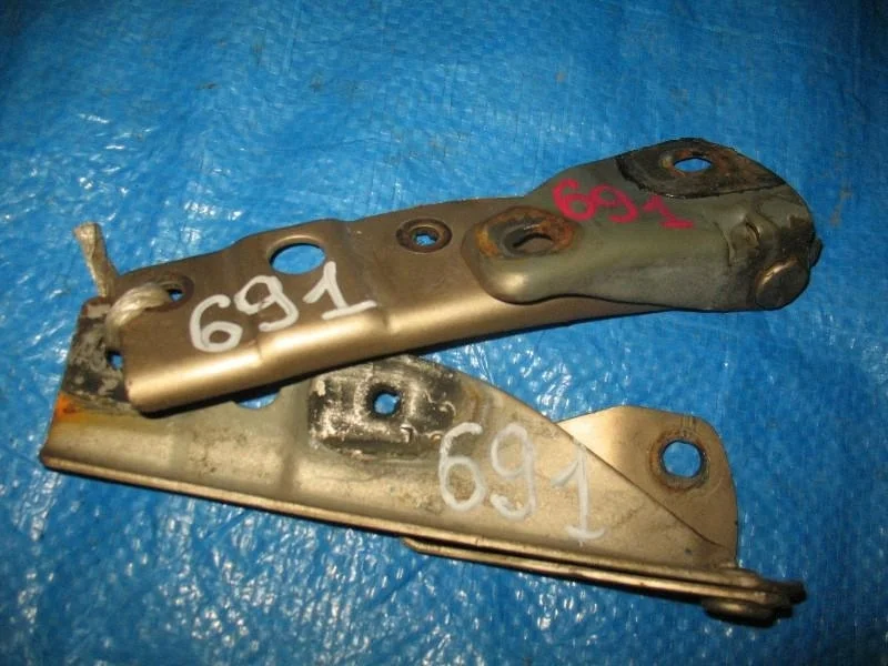 крепление капота HONDA INSPIRE UA4 -